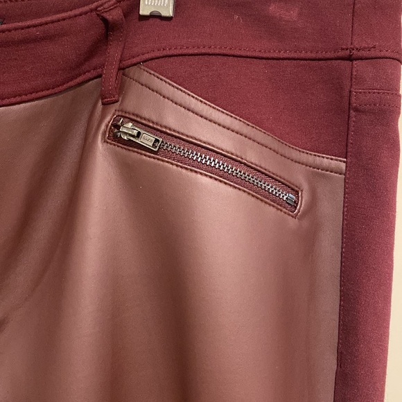 Mossino burgundy size 18 stretch faux leather on front and fabric back - Picture 4 of 7